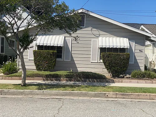 211 W Dexter St Photo 1