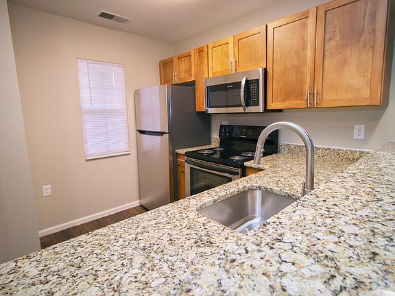 5th image of 40480 Cinnamon Cir #5