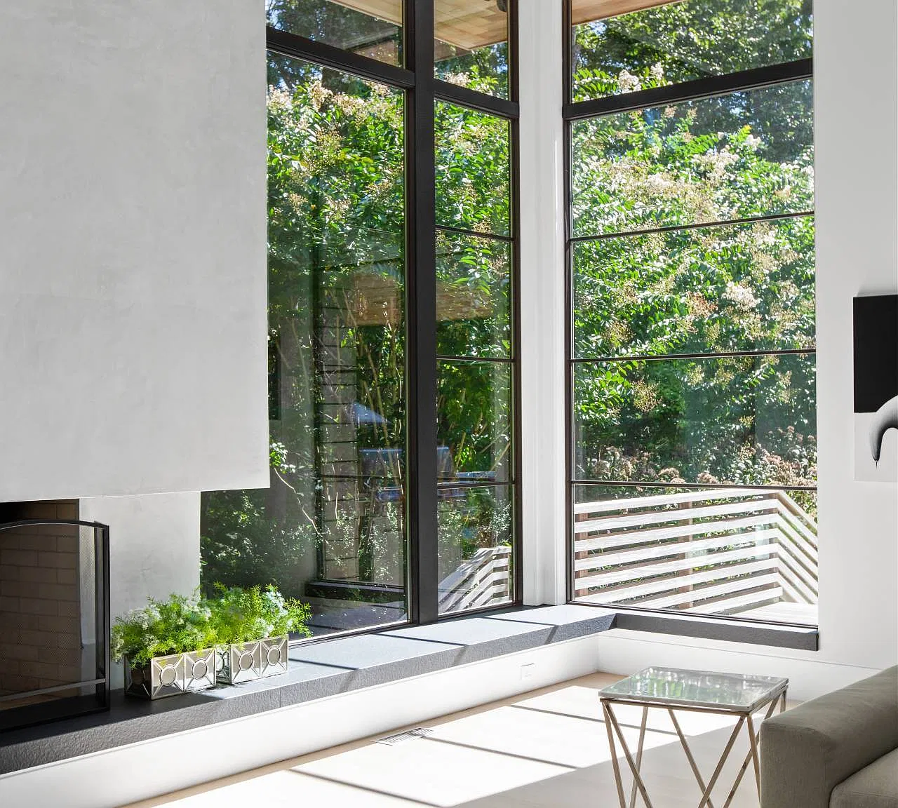 Ultimate Glass Sanctuary with Oversized L Shaped Pool — Photo 4