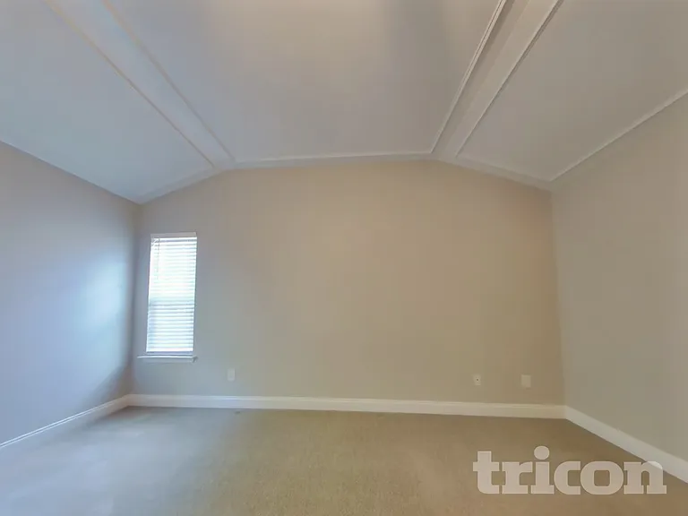 204 Cole Ct — Photo 8