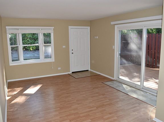 2nd image of 1803 Queensbury Cir Unit 5753
