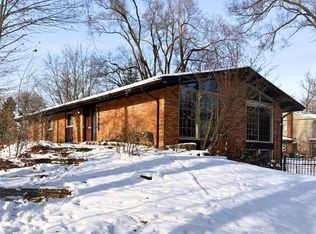 30080 Highmeadow Rd, Farmington Hills, MI 48334