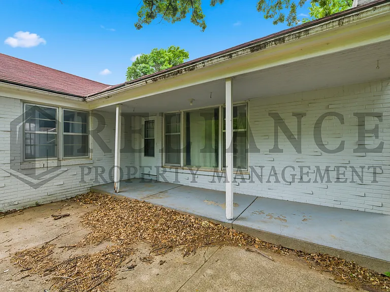 1458 N Old Manor Rd — Photo 7