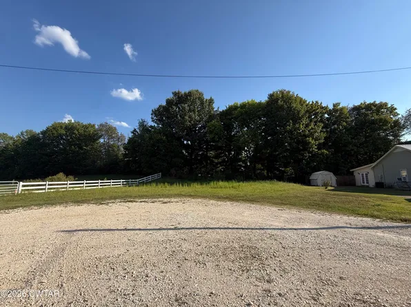 1104 Taylor Ln, Newbern, TN 38059