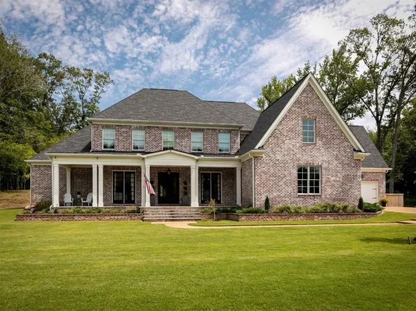 10732 Curtman Creek Cv, Eads, TN 38028