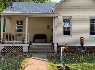 925 S 1st St, Springfield, IL 62704