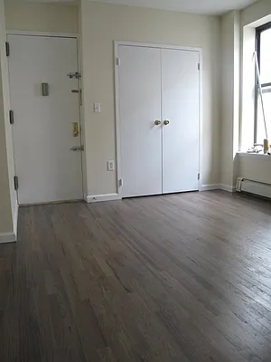 Rented by Bohemia Realty Group | media 11