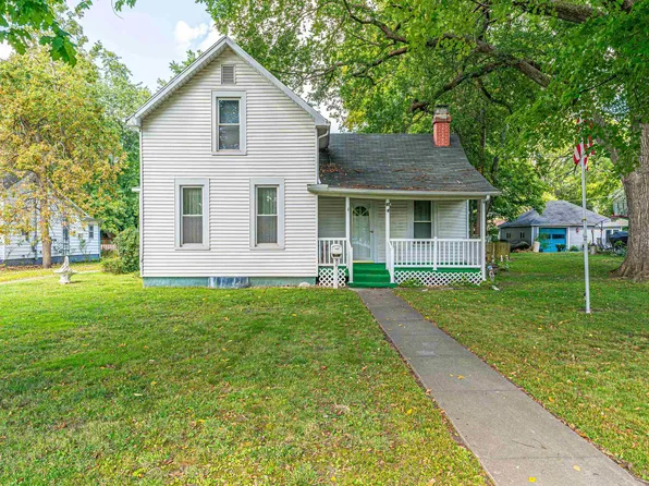 214 Latham St, Lincoln, IL 62656