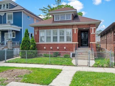 11402 S Calumet Ave, Chicago, IL, 60628