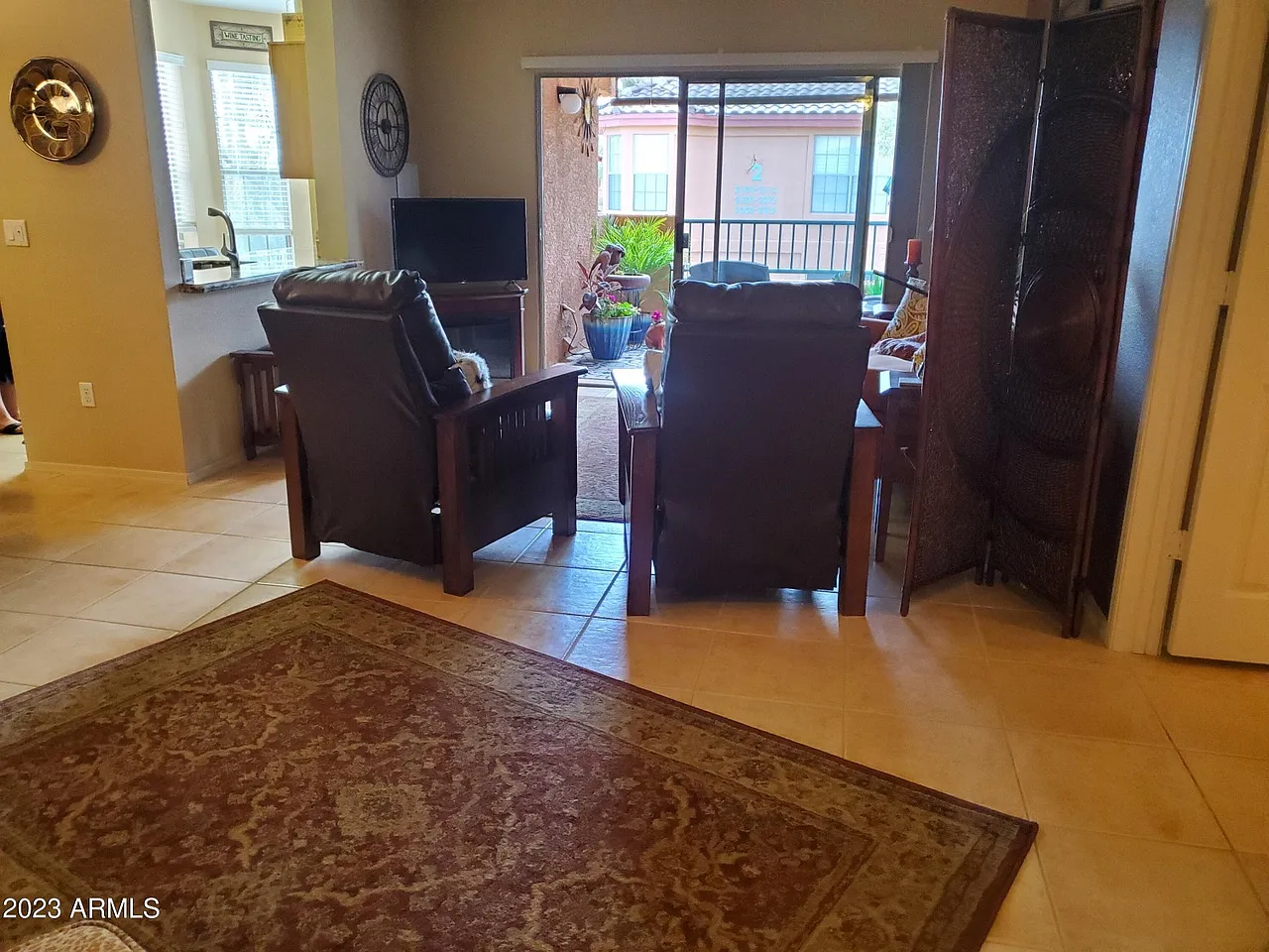 2 bed, 1.5 bath, 923 sqft, $1,800 — Photo 3