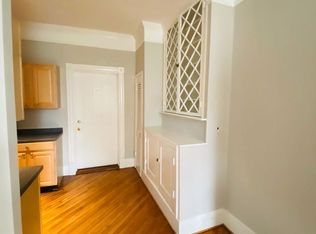 162 Main St APT 1, Warrenton, VA 20186