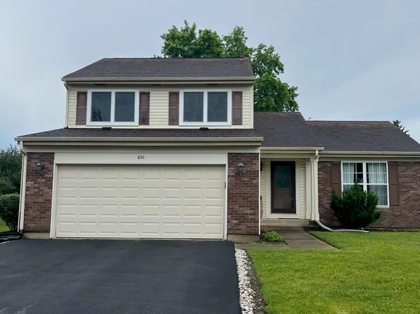 650 Shallow Cove Rd, Lake Zurich, IL 60047