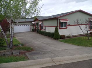 128 Comfort Ct, Canyonville, OR 97417