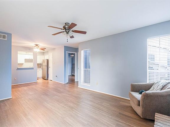 3rd image of 18511 Egret Bay Blvd APT 604