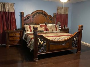 211 Bellingham Dr, Bushkill, PA 18324