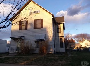 1006 S Central Ave, Burlington, IA