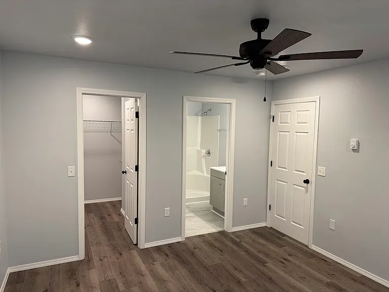 2835 Patch St — Photo 27