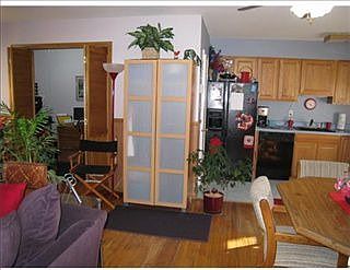 3rd image of 48 Laura Ln