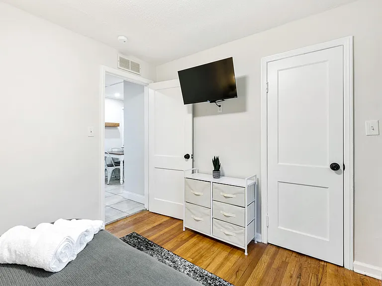 38017 W Chicago St — Photo 24