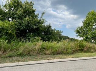 2136-2124 Short Leaf Dr, Soddy Daisy, TN 37379