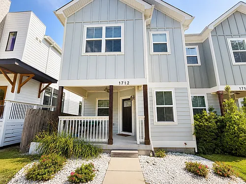 1712 Nubell St Photo 1