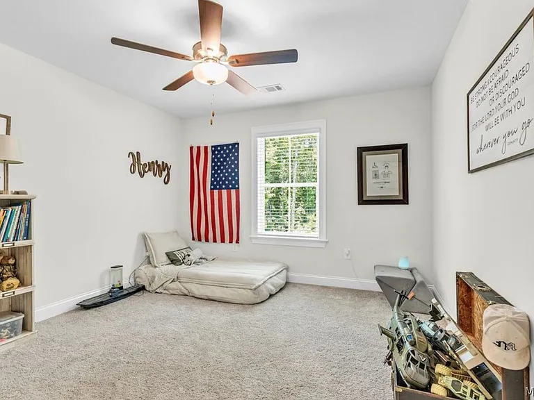 253 Pedric Dr — Photo 13