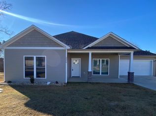 2556 Garden Dr, Benton, AR 72015