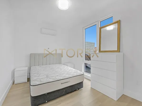 137 Frost Street image 10 of 11