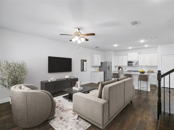 6804 Meadow Crest Dr, North Richland Hills, TX 76180