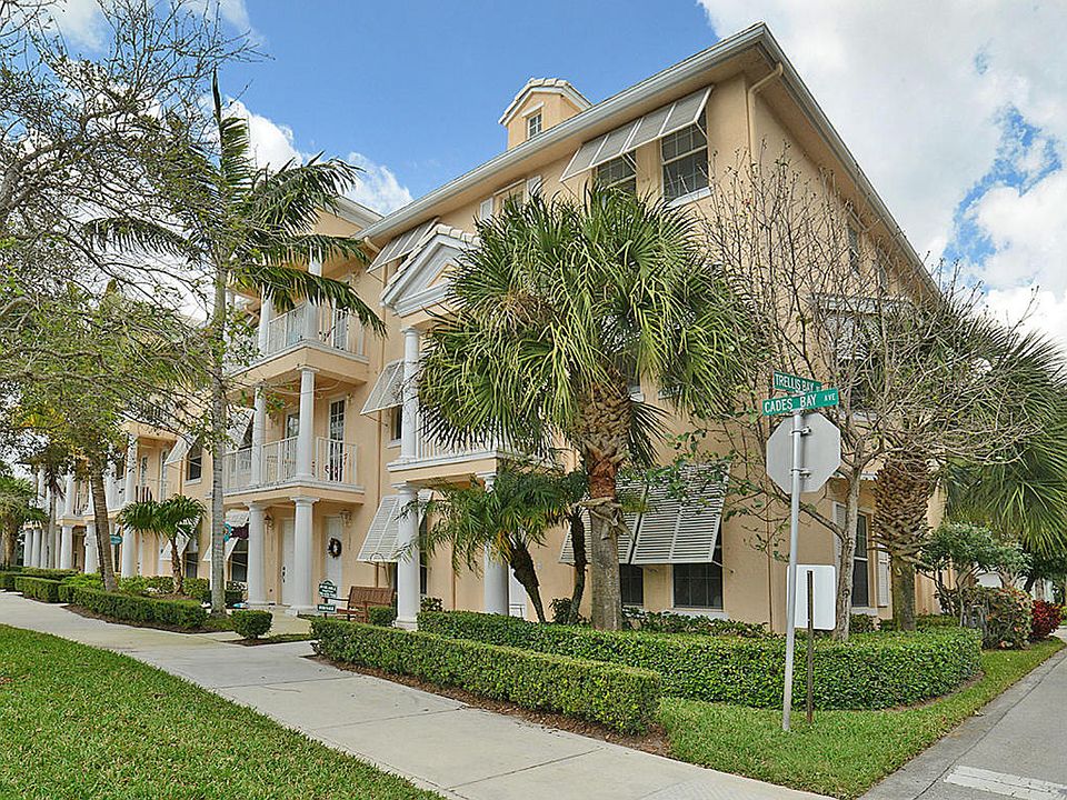Home For Sale In Abacoa