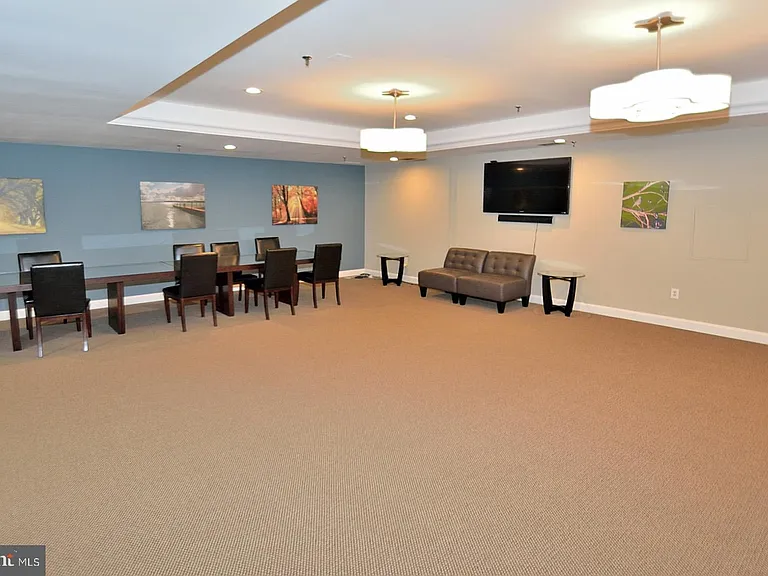 6300 Stevenson Ave #912 — Photo 25