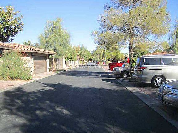 3rd image of 2458 Swan Ln
