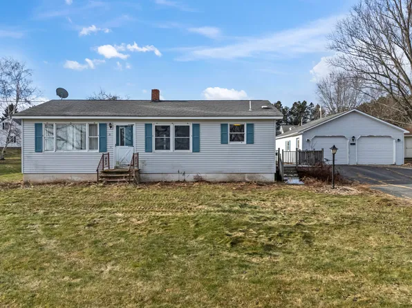 31 Ireland Avenue, Corinna, ME 04928