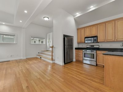 183 L St #1, South Boston, MA, 02127