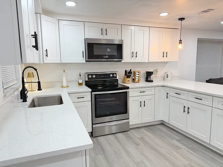 6120 E 110th Ave — Photo 10