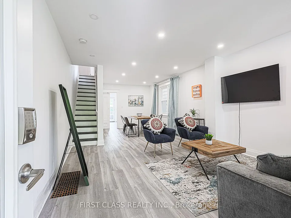 53 Aldridge Ave