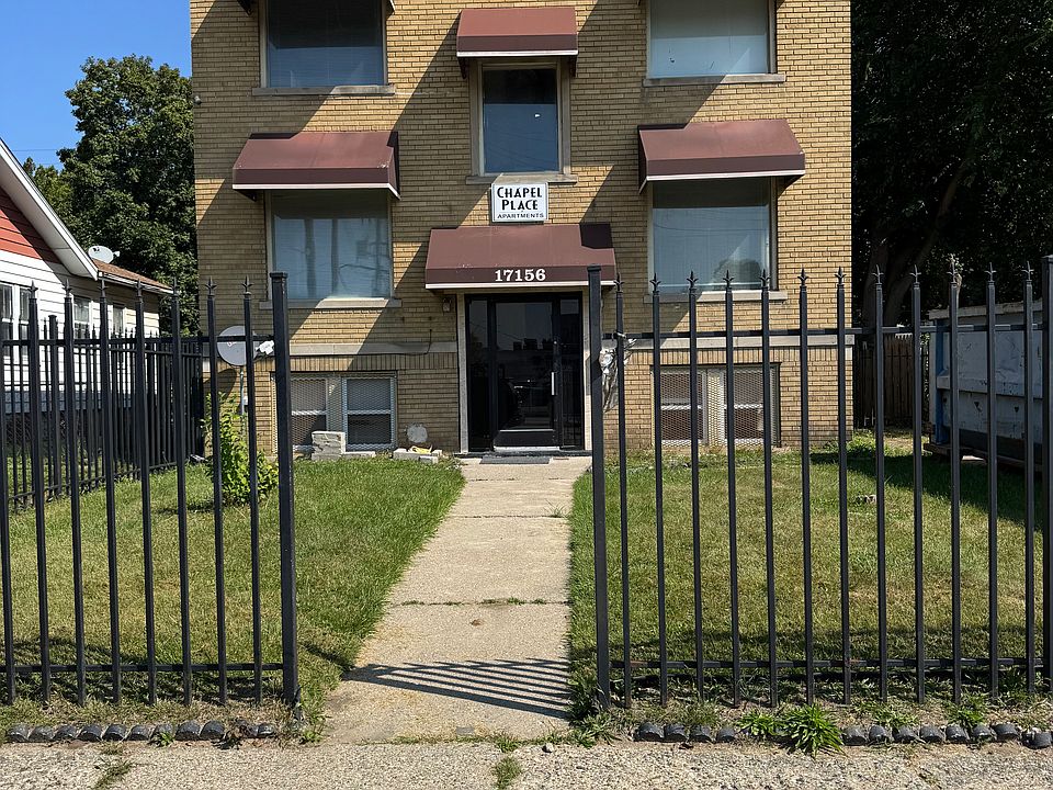 1st image of 17156 Chapel St #4