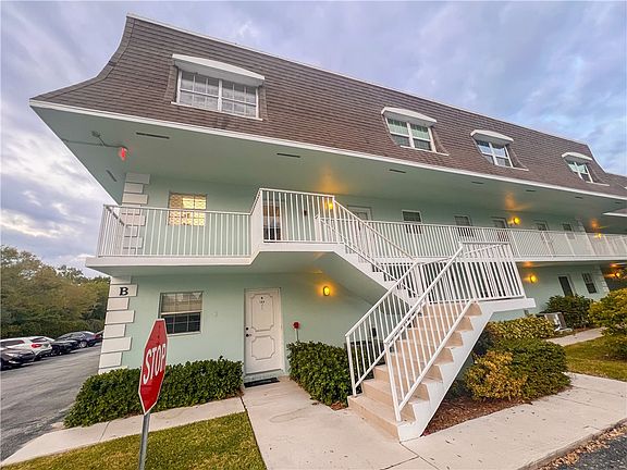 3rd image of 1901 Indian River Blvd #208B