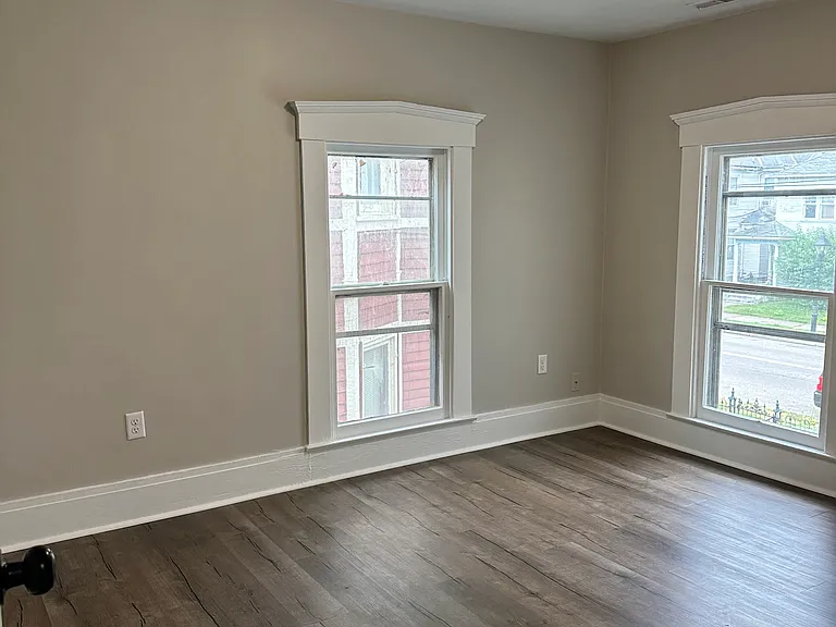 105 N 7th St #105 — Photo 9