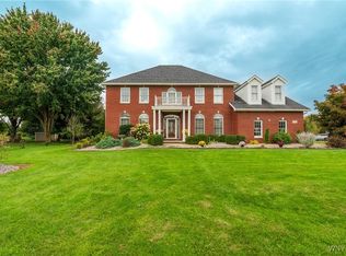 5740 Marthas Vineyard, Clarence Center, NY 14032