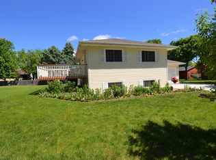 2 Aspen Ct, Faribault, MN 55021