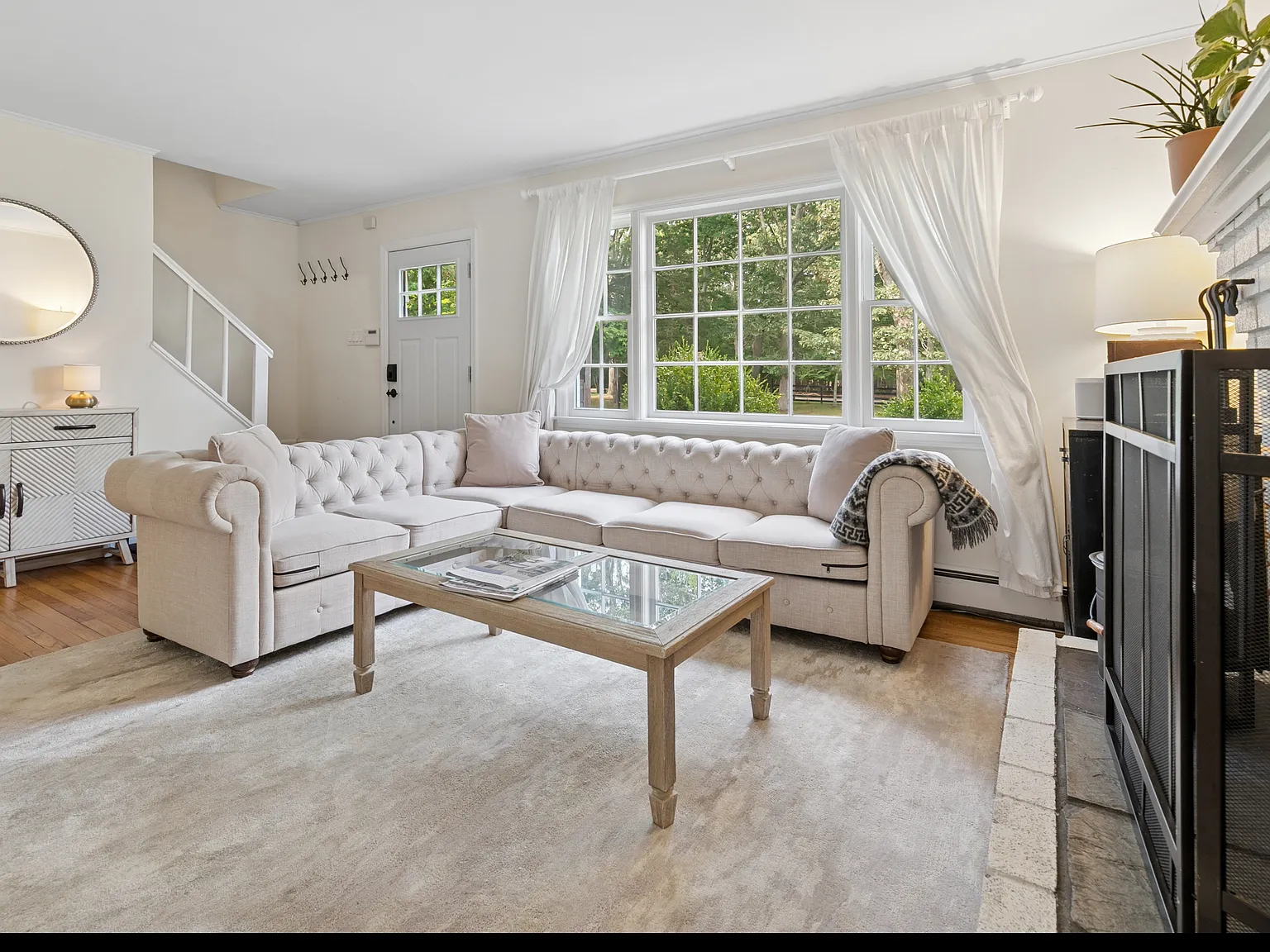 Discover Your East Hampton Sanctuary: 1181 Fireplace Rd — Photo 2