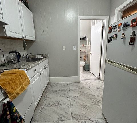 3rd image of 877 Beacon St #33
