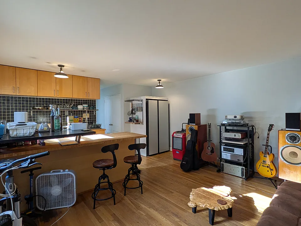 4595 Macarthur Blvd NW #1