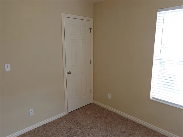 7652 N Wyatt Earp Ave — Photo 10