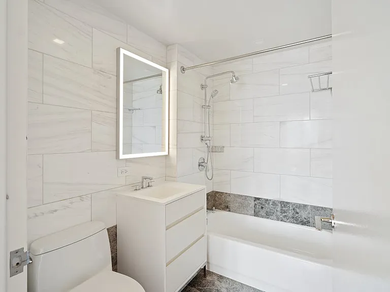 Columbus Pl #S41A — Photo 13