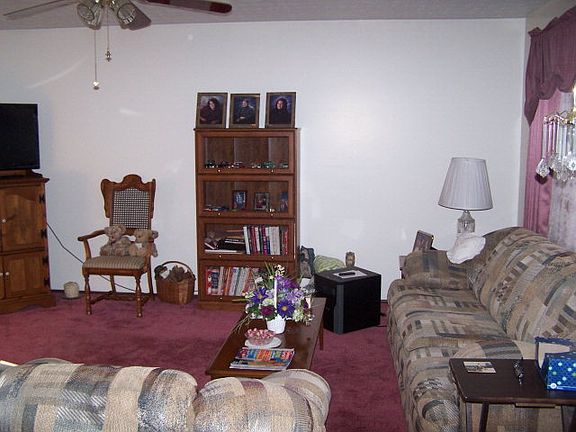 3rd image of 703 Bonser Ave