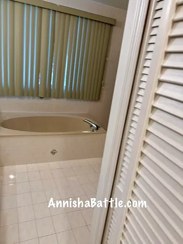 15703 SW 90th Ter — Photo 3