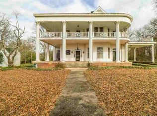 200 W Main St, Utica, MS 39175