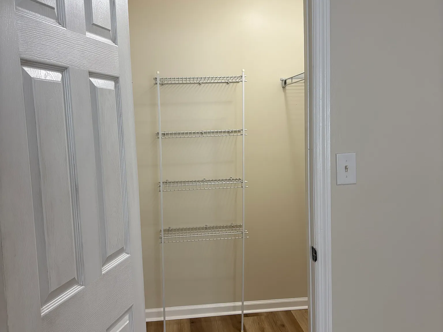 1510 Abby Way — Photo 4
